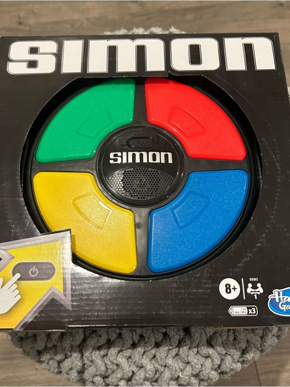 NIB Hasbro Simon Electronic Memory Game - Red, Blue, Green, Yellow